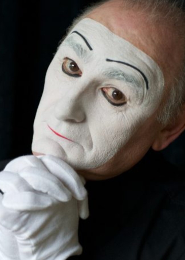 Pantomime-Theater "Meine Bibel"