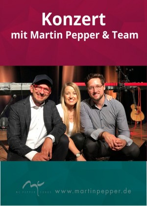 Martin & Jennifer Pepper mit Band